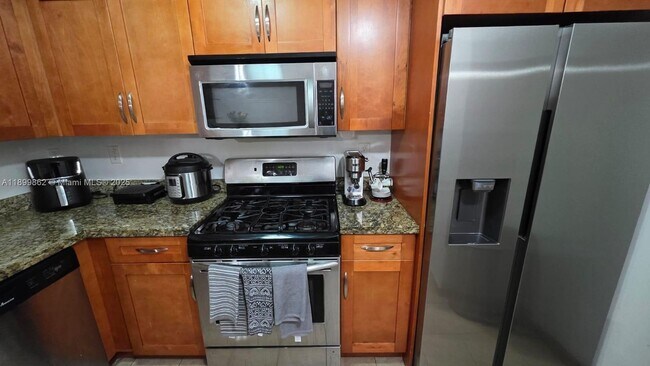 Foto del edificio - 6924 SW 114th Pl