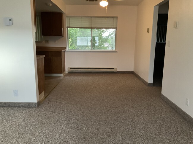 Dining kitchen to the left - 1865 Griswold Dr