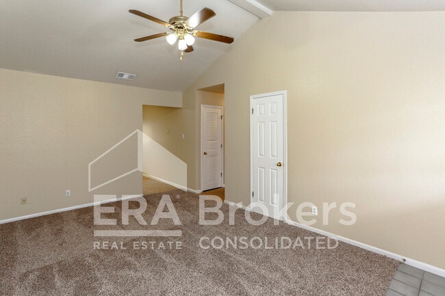 Building Photo - 1907 Windward Dr