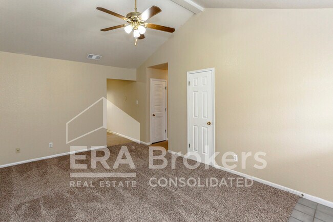 Foto del edificio - 1907 Windward Dr