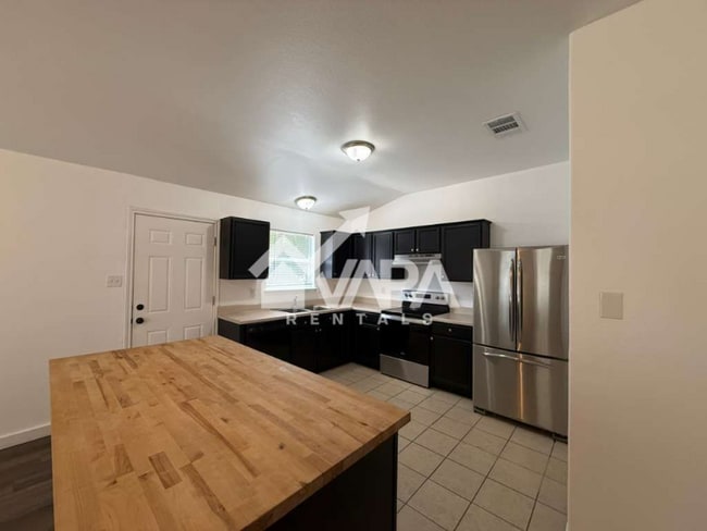 Foto del edificio - 2131 Mossy Ridge