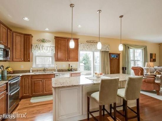 Foto del edificio - 1 br, 1 bath House - 14 Clark Ln