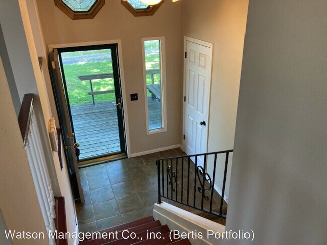 Building Photo - 4 br, 2 bath House - 119 S Barker