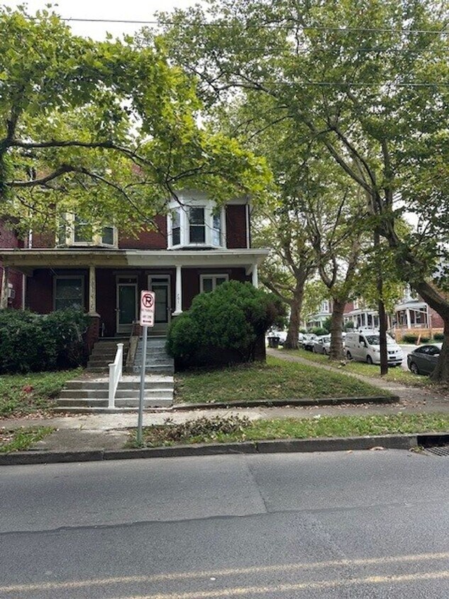 Primary Photo - 701 N 17th St