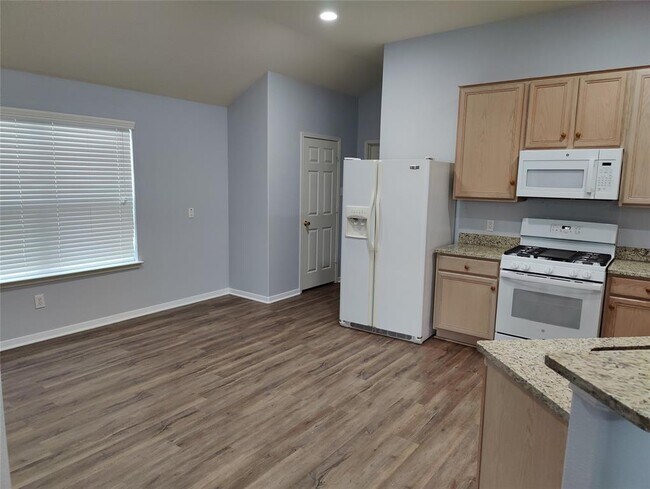 Foto del edificio - 14123 Curry Creek Ln