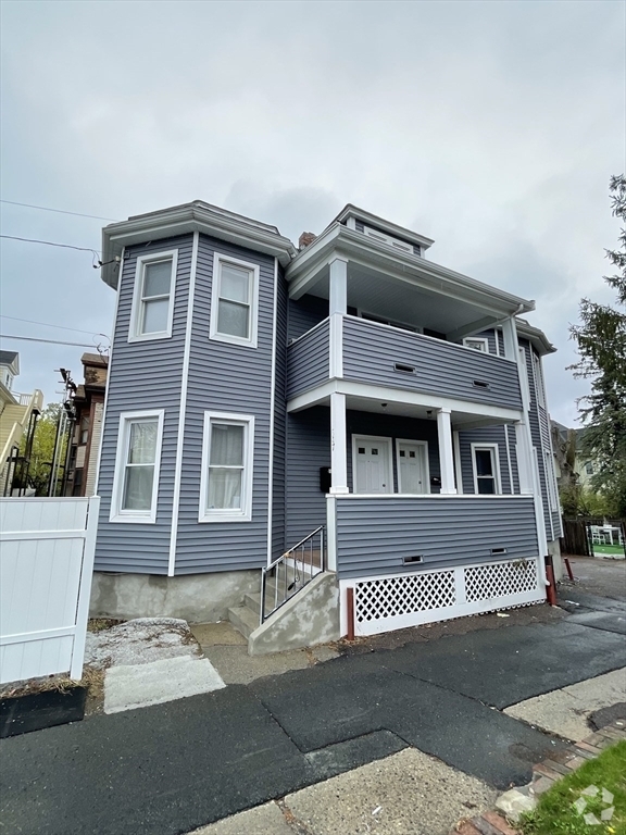 Building Photo - 547 Highland Ave