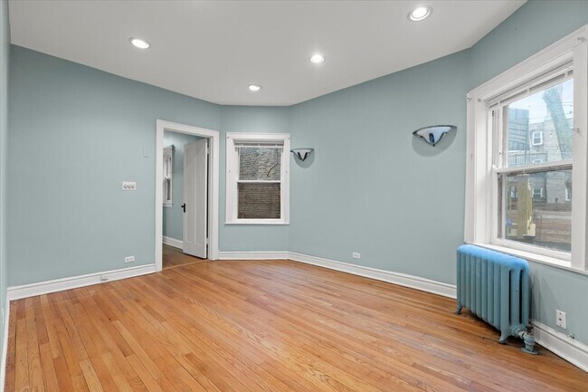 Foto del edificio - 1317 W Albion Ave