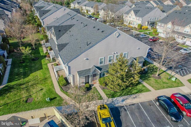 Foto del edificio - 3908 Grenwich Ln