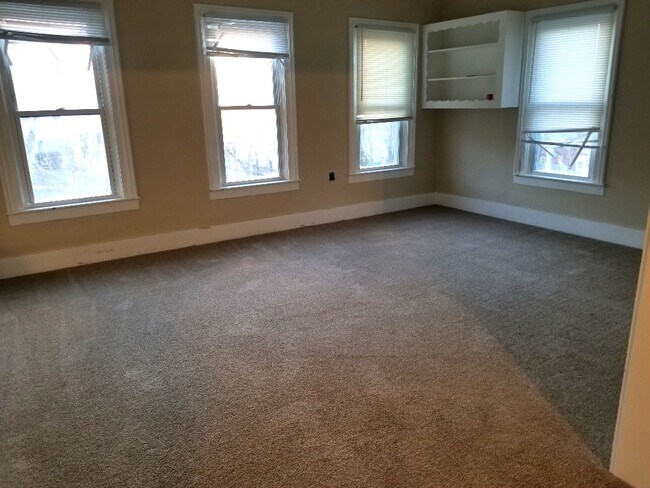 Living Room - Front - 46 W Main St