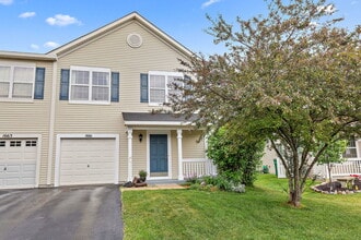 Building Photo - 1661 Cameron Dr