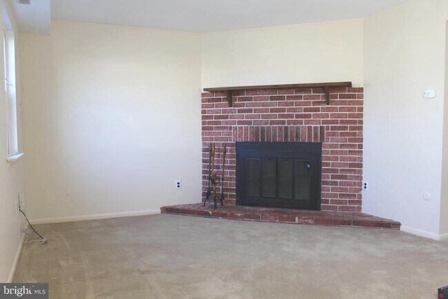 Foto del edificio - 214 Lexington Rd