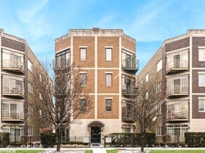 Building Photo - 7932 W Grand Ave