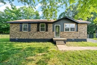 Building Photo - 338 Woodale Dr