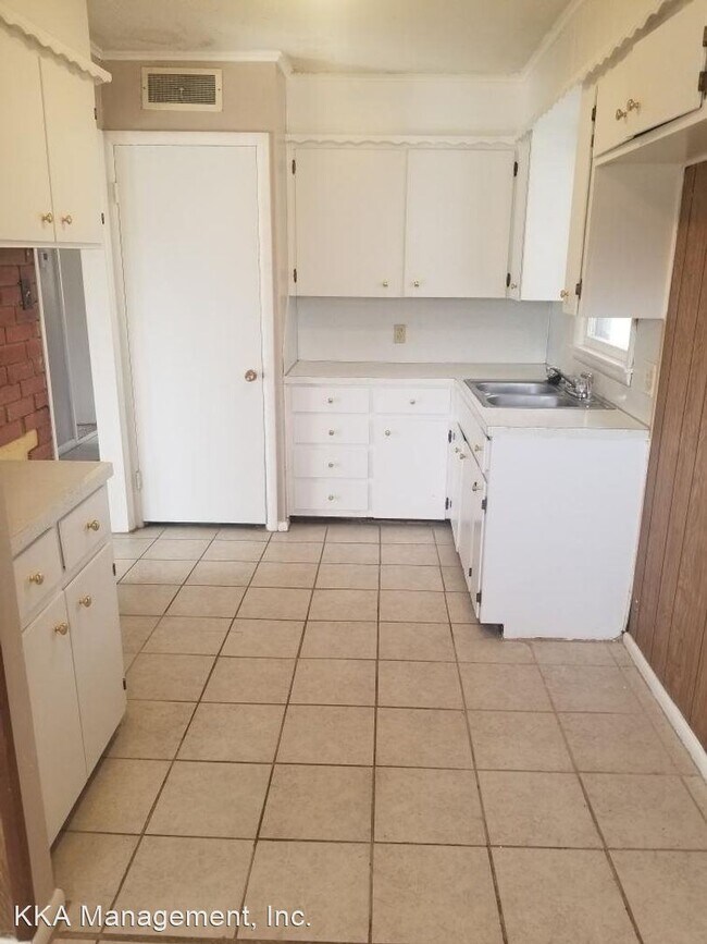 Foto del edificio - 3 br, 1 bath House - 1585 SW Colorado Ave