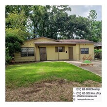 Building Photo - 1241 W Chimes St