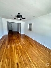 Building Photo - 471 Merrick Rd