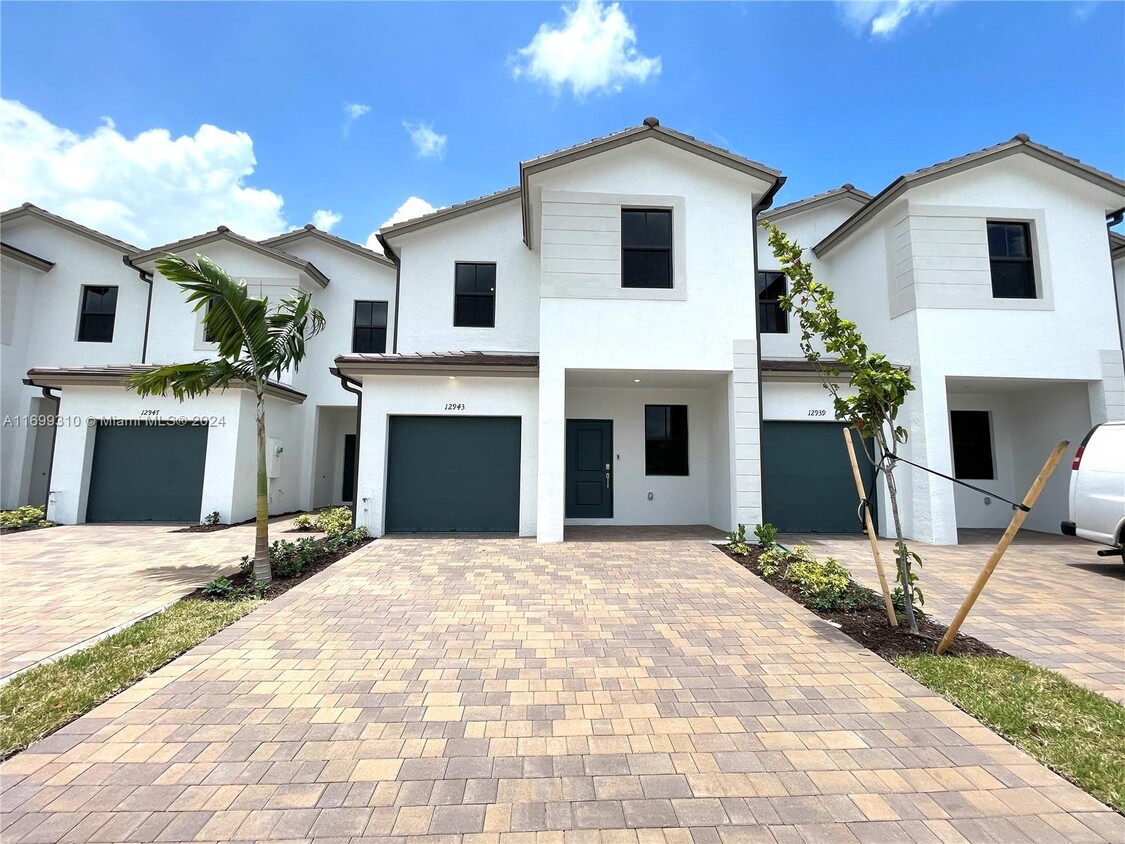 Foto principal - 12943 SW 231st Ter