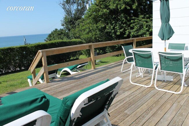 Building Photo - 171 Old Montauk Hwy