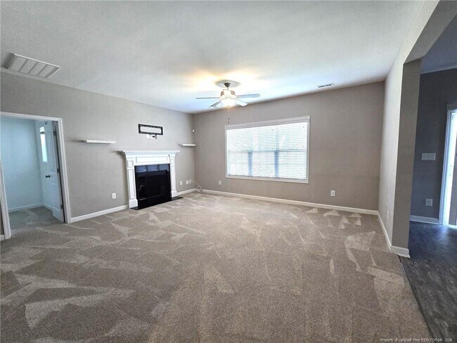 Foto del edificio - 1735 Cherrypoint Dr