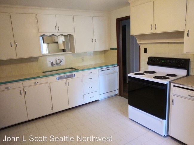 Building Photo - 2 br, 1 bath House - 1253 NE 90th St.