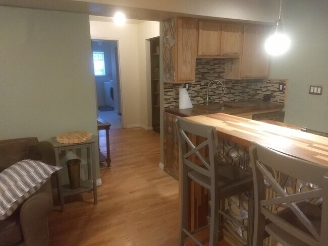 Foto del edificio - 1171 Country Ridge Dr