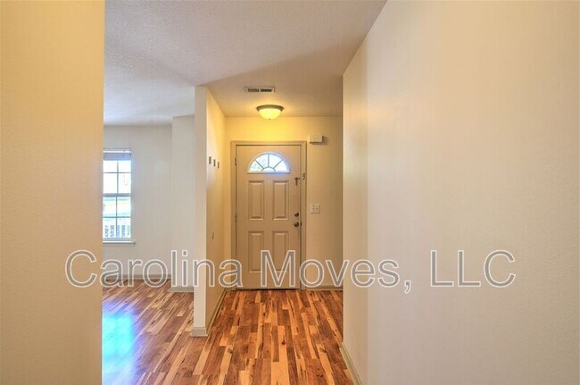 Foto del edificio - 109 Landing Ln