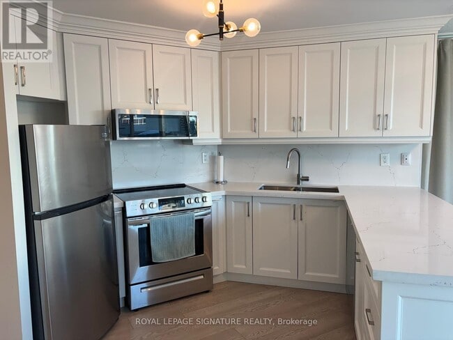 Building Photo - 230 Queens Quay W