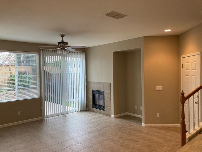 Building Photo - REDUCED Roseville and Ready