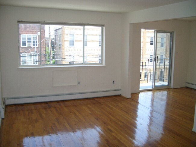 Photo - 2850 46th St Apartments