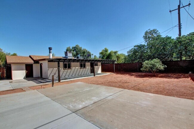 Foto del edificio - Beautiful Phoenix home