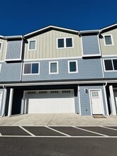 Building Photo - 1024 N 8th St