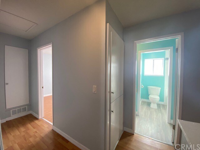 Building Photo - 9916 Continental Dr