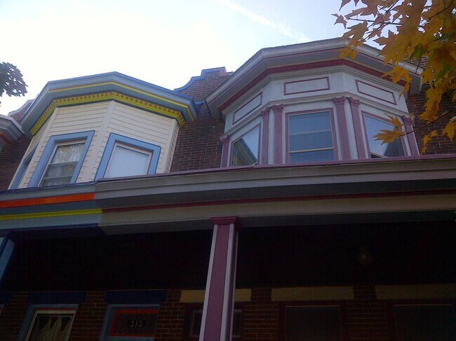 Building Photo - 311 E 31st St