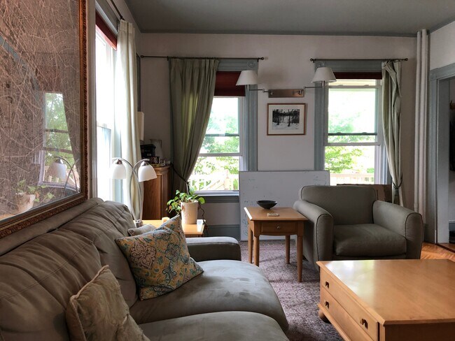 Foto del edificio - 29 Hopedale St