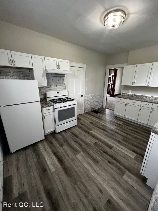 Foto del edificio - 4 br, 1 bath House - 1225 12th Avenue