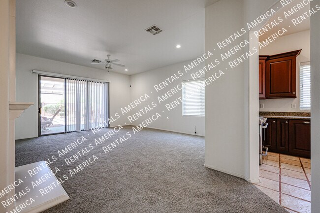 Building Photo - 2318 N Boulder Mountain