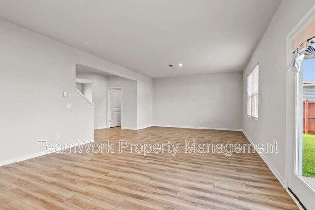 Building Photo - 507 Donnas Vw Wy