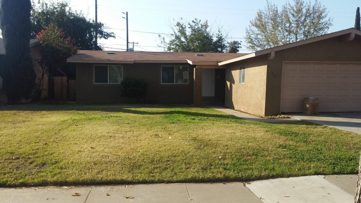 Primary Photo - MOVE IN SPECIAL! HALF MONTH OFF OF 1st MON...