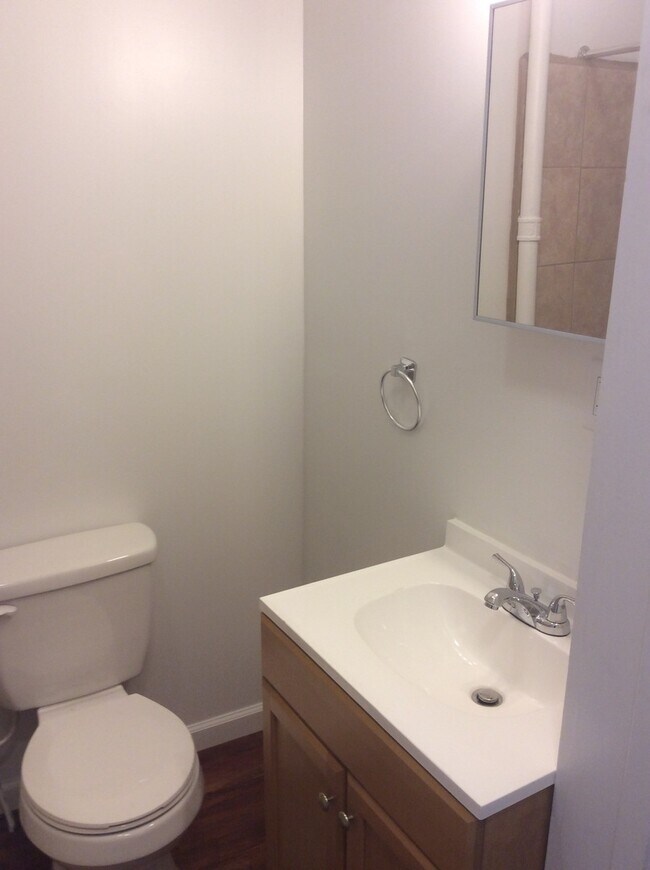 Building Photo - 1 Bed/1Bath West End- York City SD