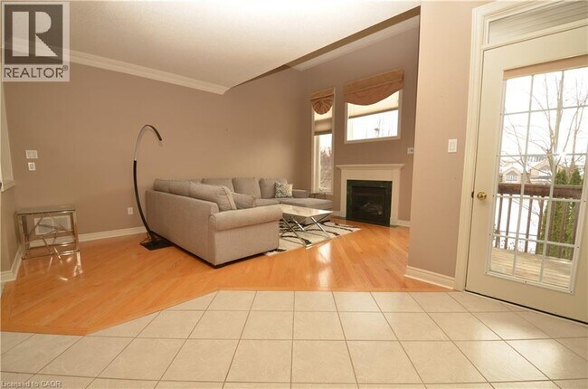 Photo du bâtiment - 18 Anderson Ct