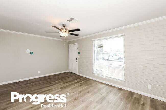 Foto del edificio - 7122 S 8th Pl