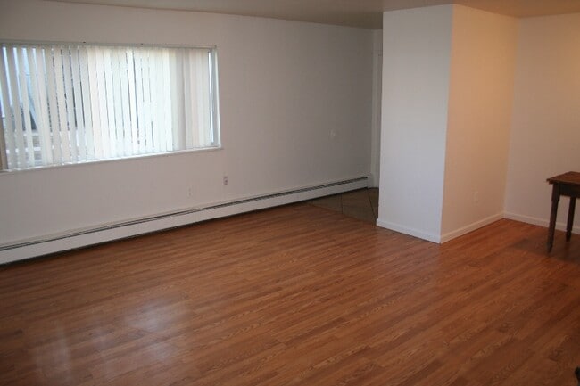 Building Photo - 2525 S Sheridan Blvd