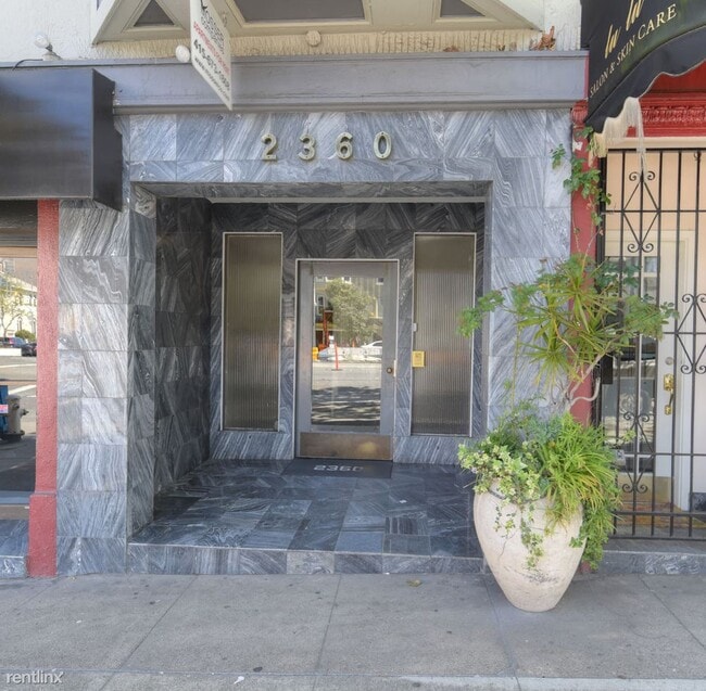 Building Photo - 2360 Van Ness Ave