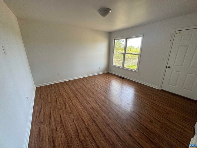 Foto del edificio - SINGLE FAMILY HOME.