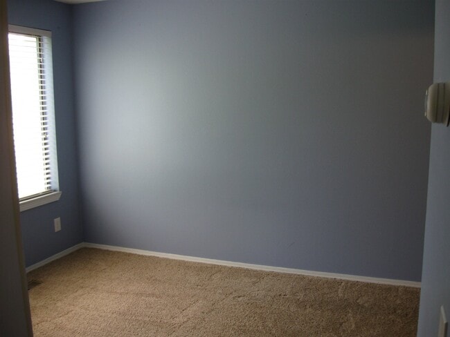 Photo - (52HU#13-101)
Littleton Location - Studio Apartment