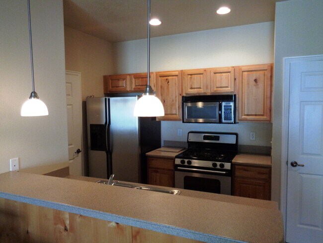 Building Photo - 1676 E 1080 S