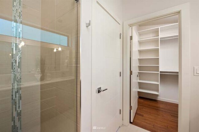 Foto del edificio - 3618 Courtland Pl S