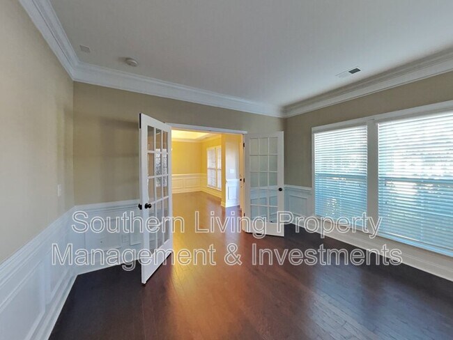 Foto del edificio - 8814 Newbury Grove St
