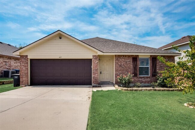 Building Photo - 4917 Parkrise Dr