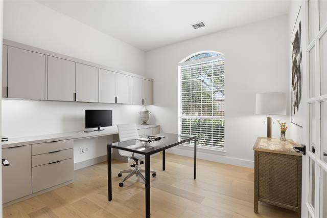 Foto del edificio - 12173 Bethel Dr